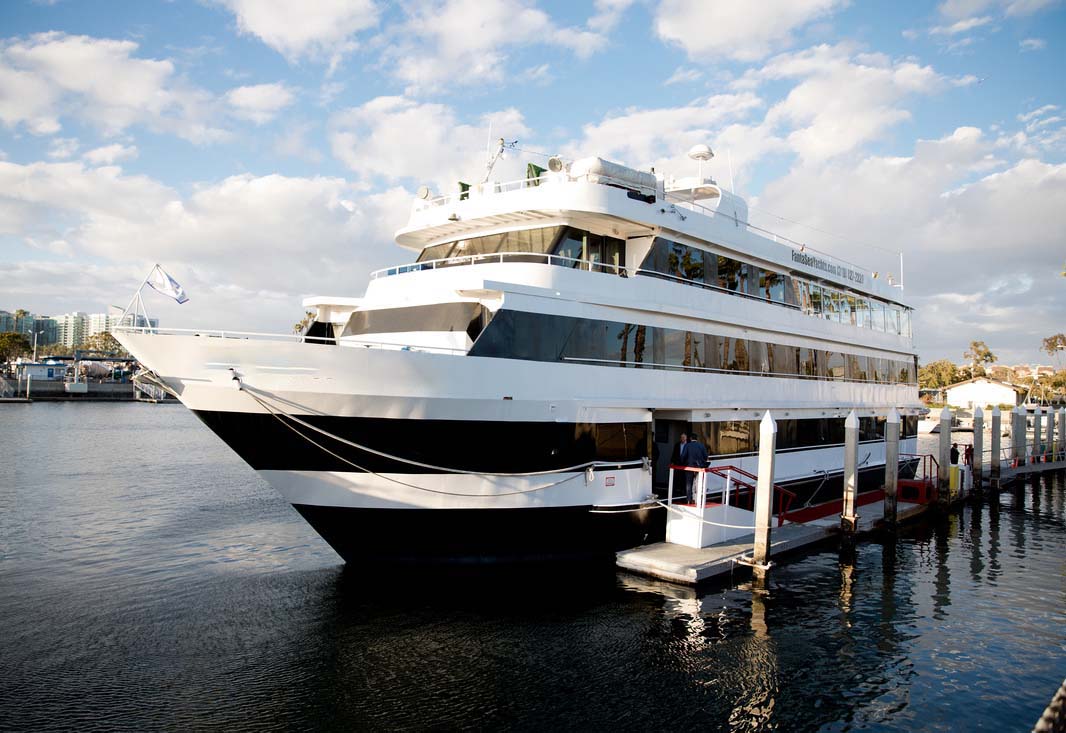 luxury corporate party yacht rentals in marina del rey